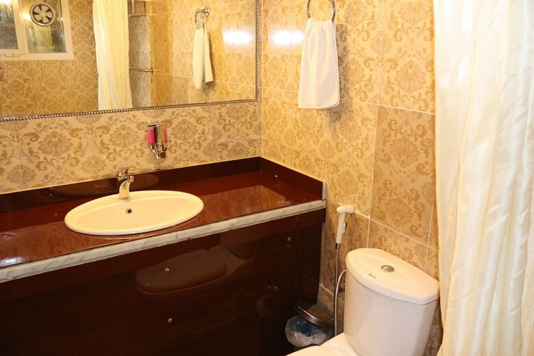 Mariana Hotel
