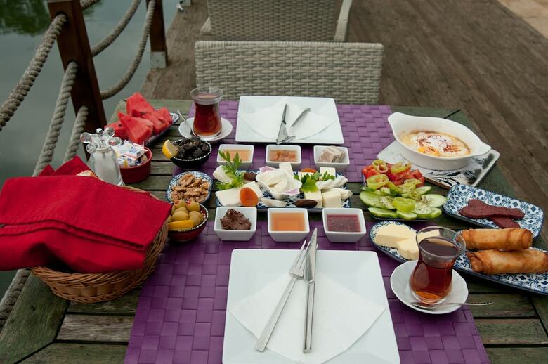 A?va Nehir Evi Butik Hotel