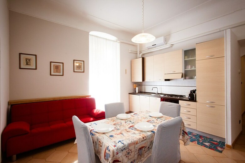 Apartments & Suites 5 Terre La Spezia