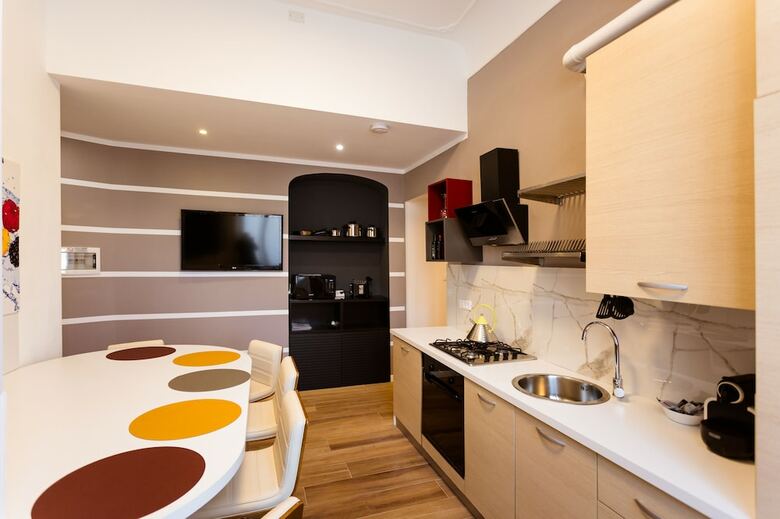 Apartments & Suites 5 Terre La Spezia
