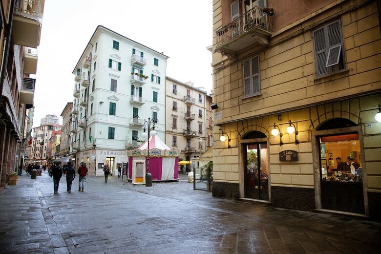 Apartments & Suites 5 Terre La Spezia