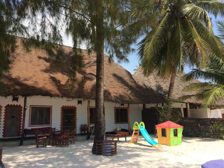 Bed & Breakfast Simba Beach Zanzibar