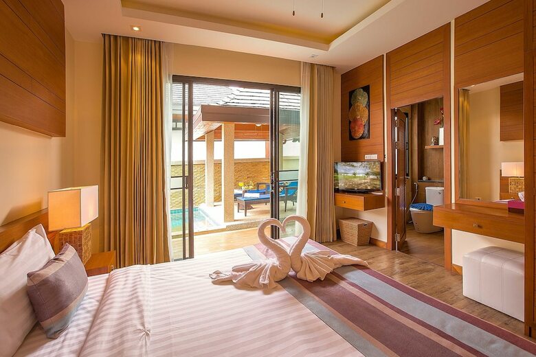 Rawai Vip Villas, Kids Park & Spa