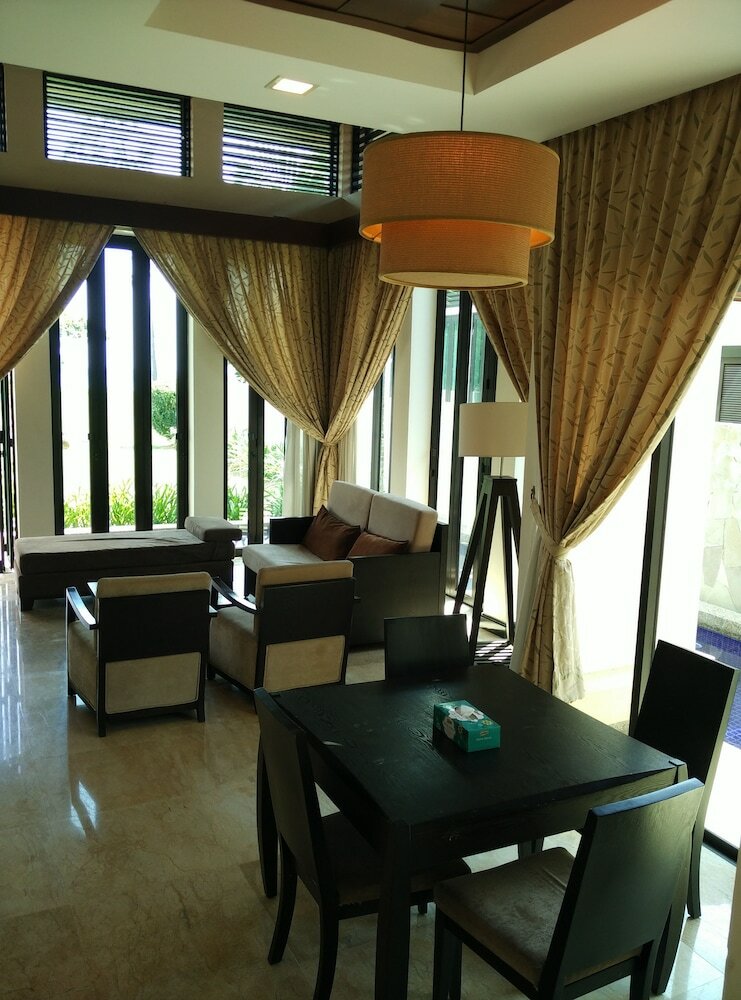 Apartamentos Sabah Beach Villas & Suites