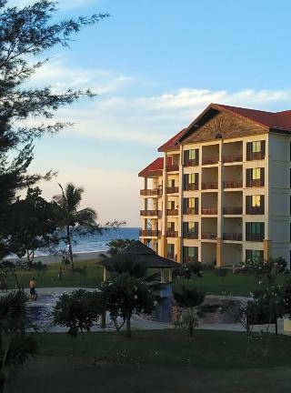 Apartamentos Sabah Beach Villas & Suites