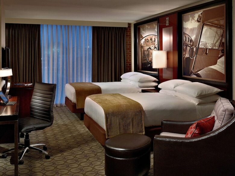 Doubletree By Hilton Hotel And Suites Charleston Airport
