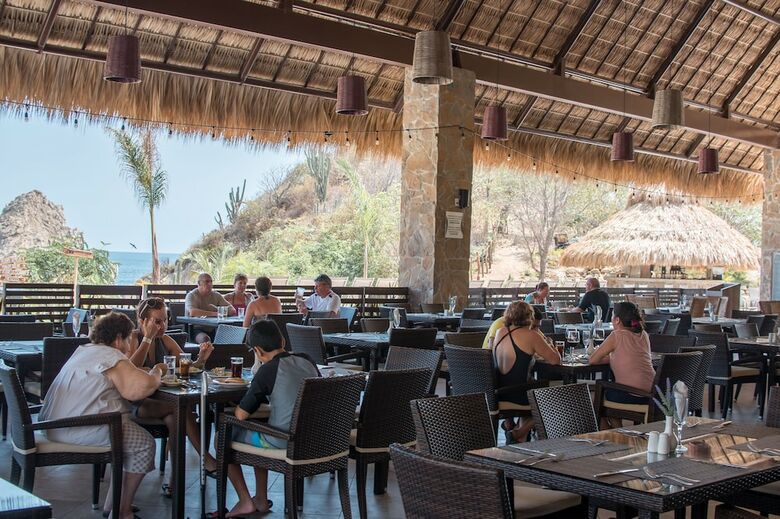 Hotel Isla Natura Beach Huatulco