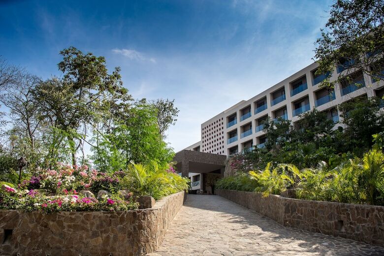 Hotel Isla Natura Beach Huatulco