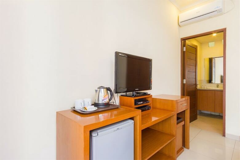 Hotel Reddoorz @ Tegal Sari Berawa
