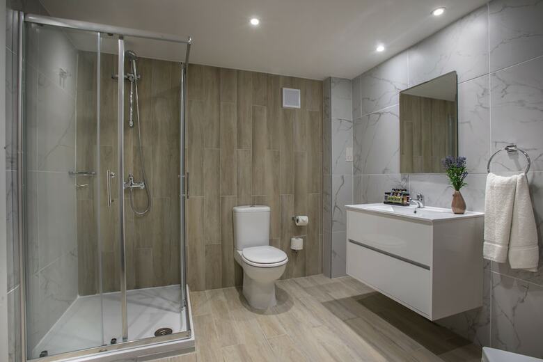 Leonardo Plaza Cypria Maris Beach Hotel & Spa