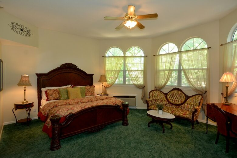 Bradford House Bed & Breakfast
