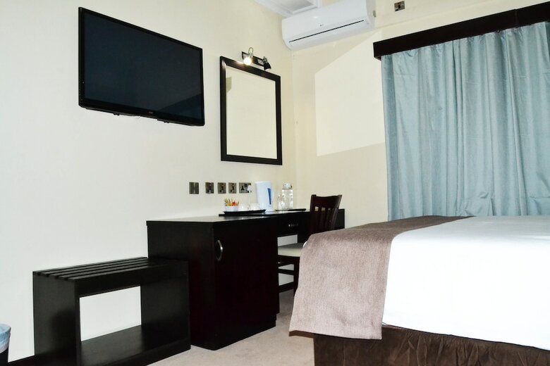 Thakadu Hotel, Casino & Conference Centre