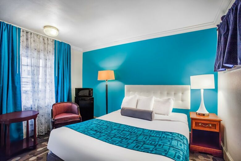 Hotel Howard Johnson By Wyndham Hershey
