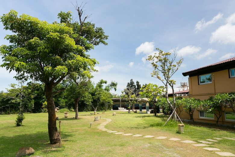 Hotel Loveme Resort