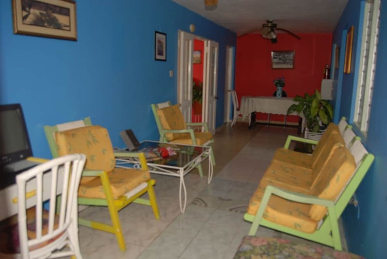 Hotel Pinkhibiscus Guest House