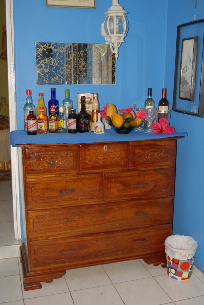Hotel Pinkhibiscus Guest House