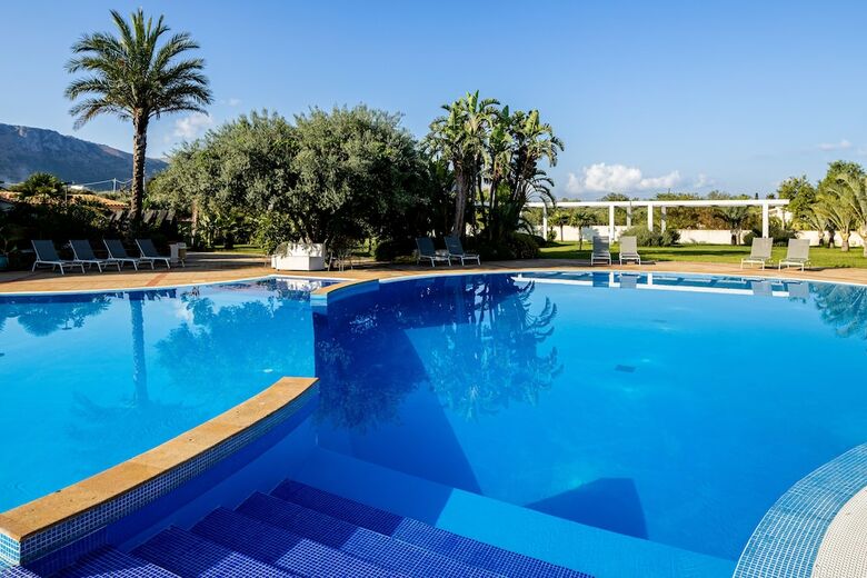 Magaggiari Hotel Resort