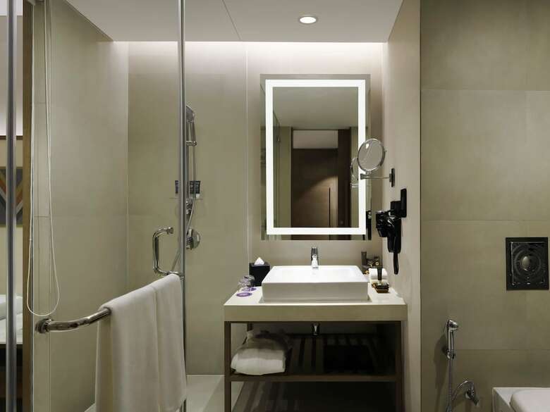 Hotel Novotel Guwahati Gs Road