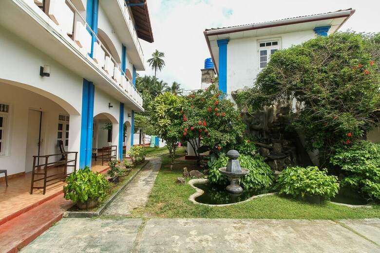 Hotel Oyo 490 Shangrela Beach Resort