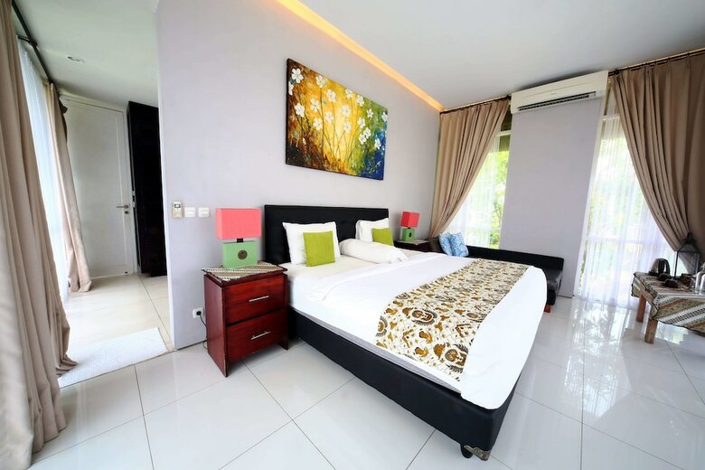 Villa 808 Residence