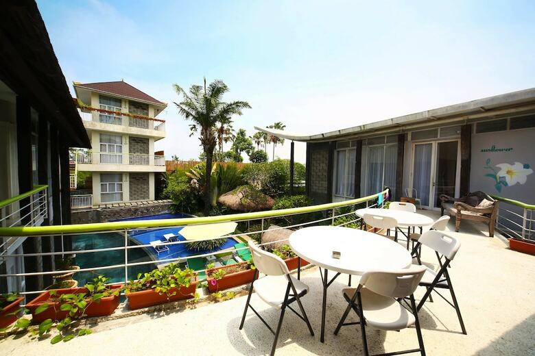 Villa 808 Residence