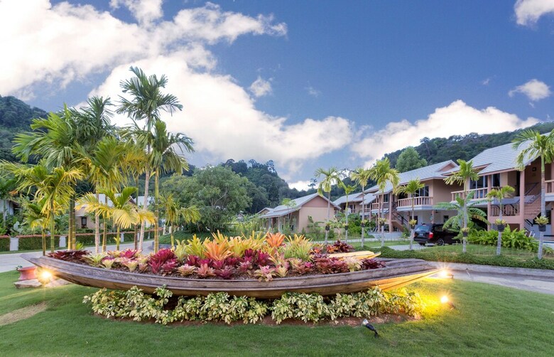 Villa Sakoo Valley Naithon Beach