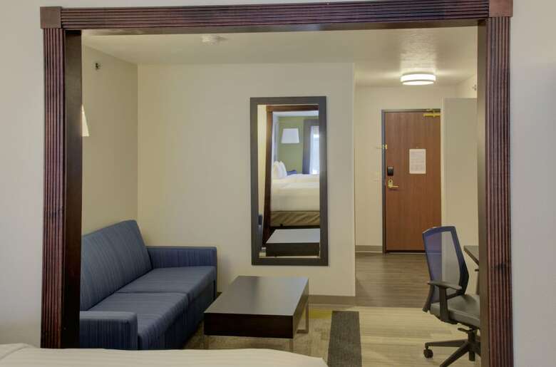 Holiday Inn Express Hotel & Suites Le Mars