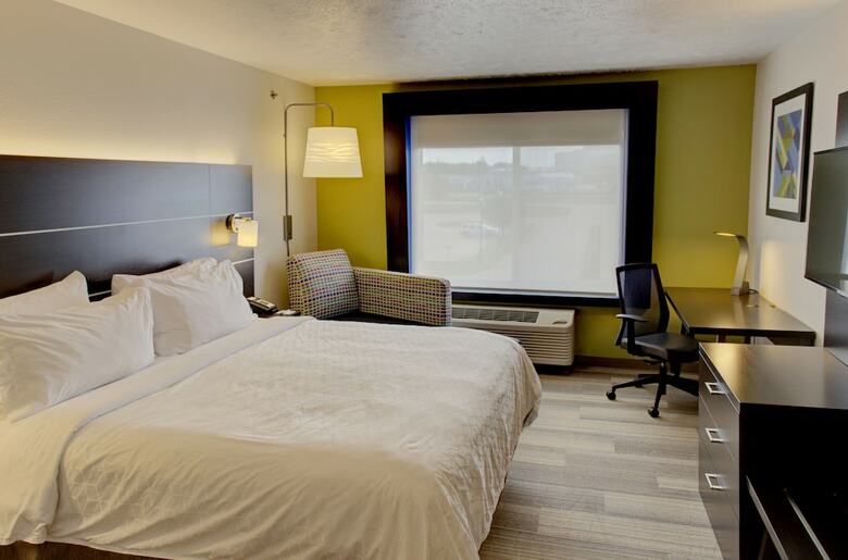 Holiday Inn Express Hotel & Suites Le Mars