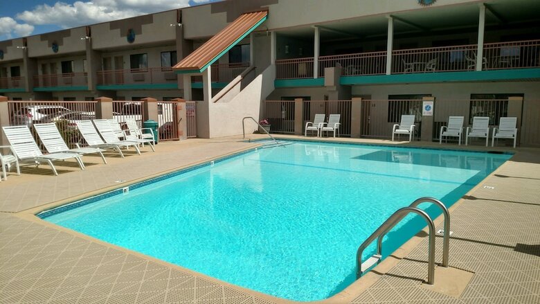 Hotel Best Western Turquoise Inn & Suites
