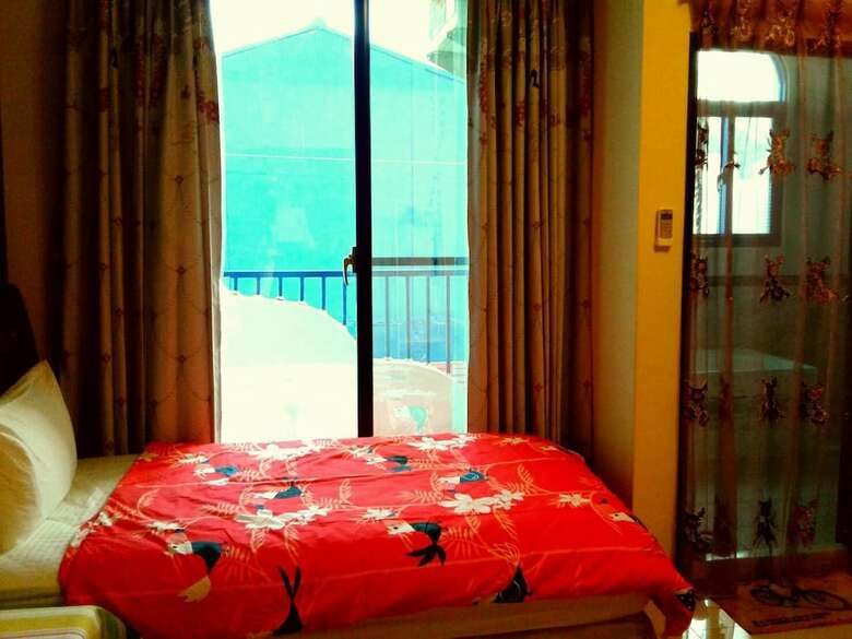 Hotel Santorini Music Family B&B