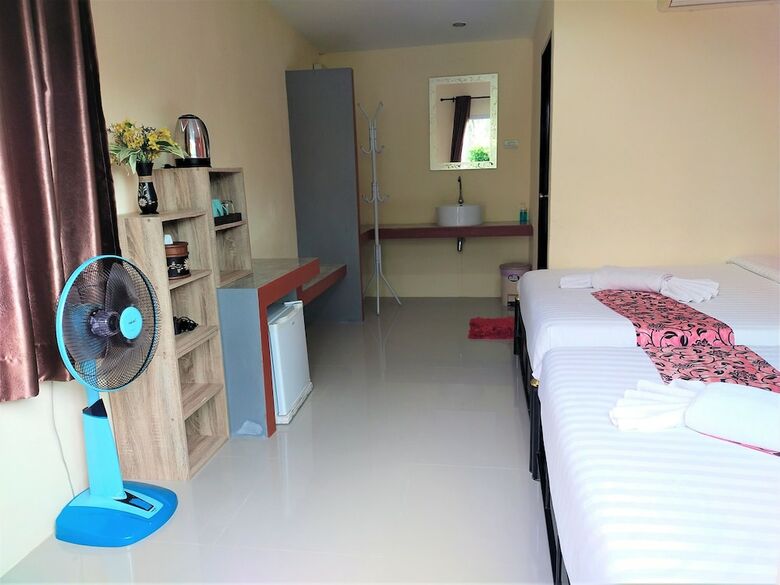 Hotel Lanta A&j Klong Khong Beach