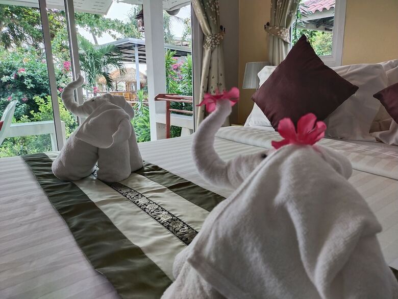 Hotel Lanta A&j Klong Khong Beach