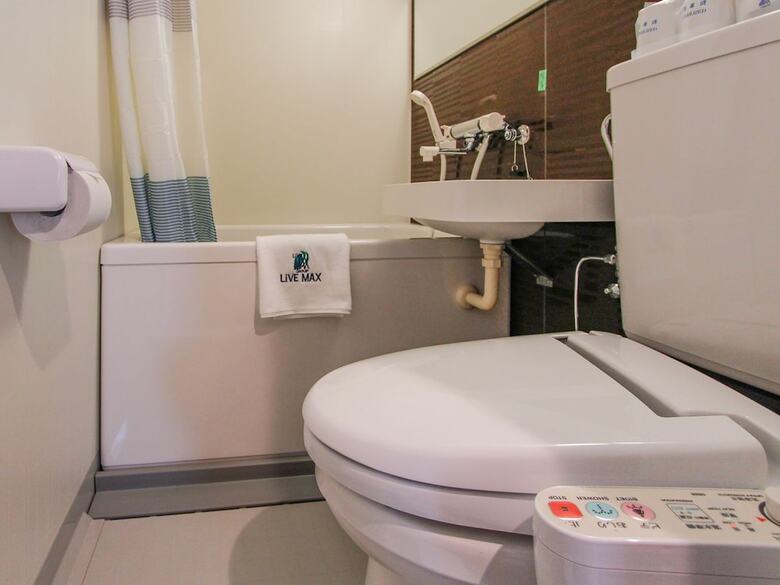 Hotel Livemax Umeda Douyama