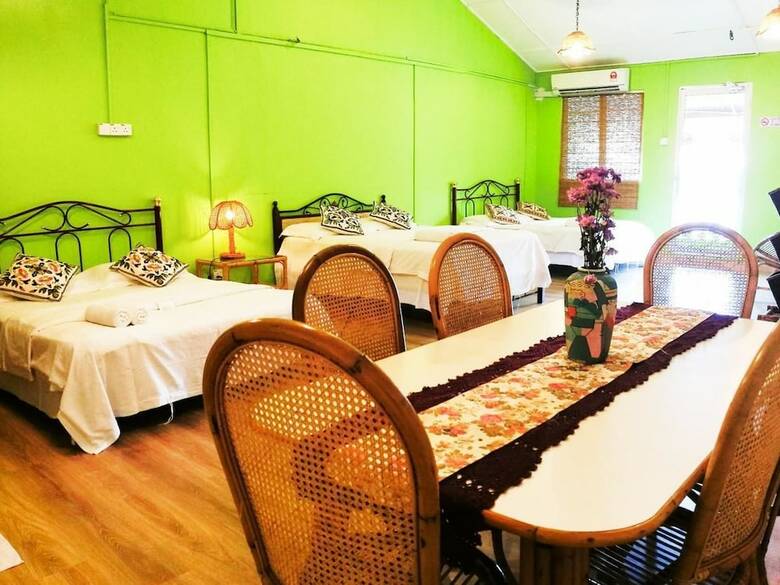 Hotel Ohana House @ 53 Kasturi