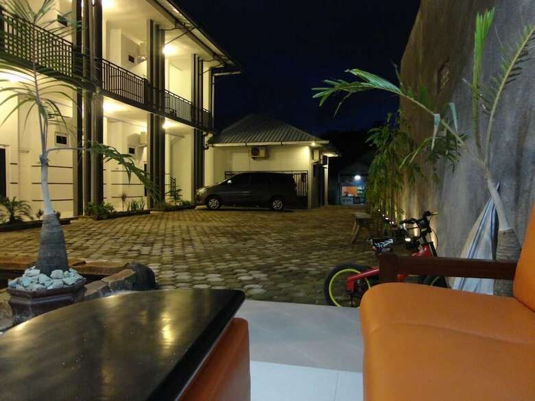 Hotel Pendowo Huis Guest House