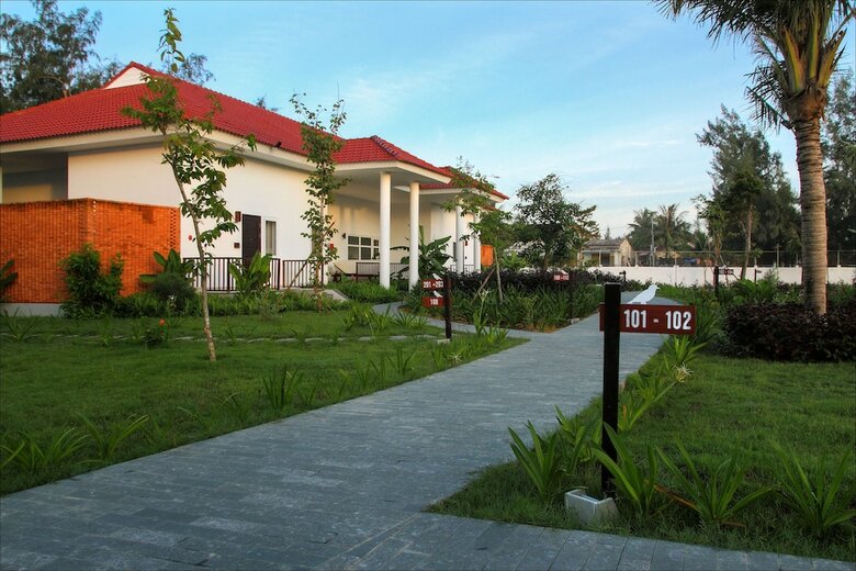 Hotel Tam Thanh Beach Resort & Spa