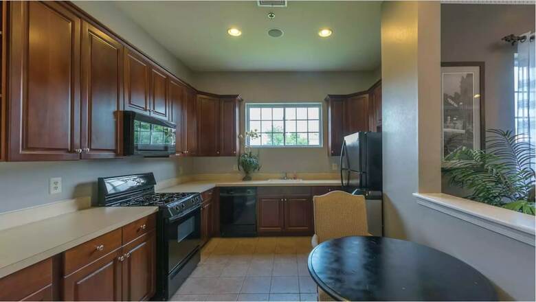 Global Luxury Suites At Cherry Hill