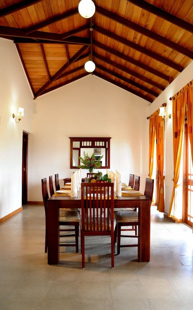 Hotel The Kandyan Villa