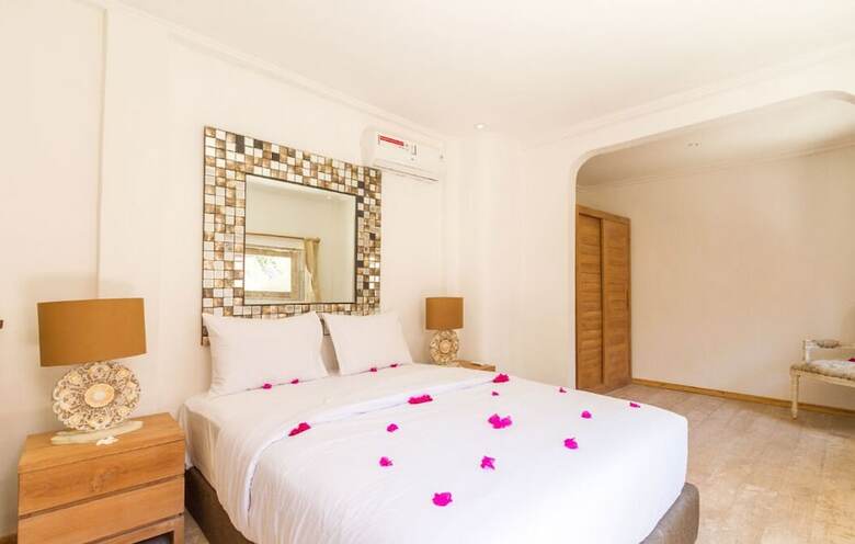 Hotel Avia Villa Resort