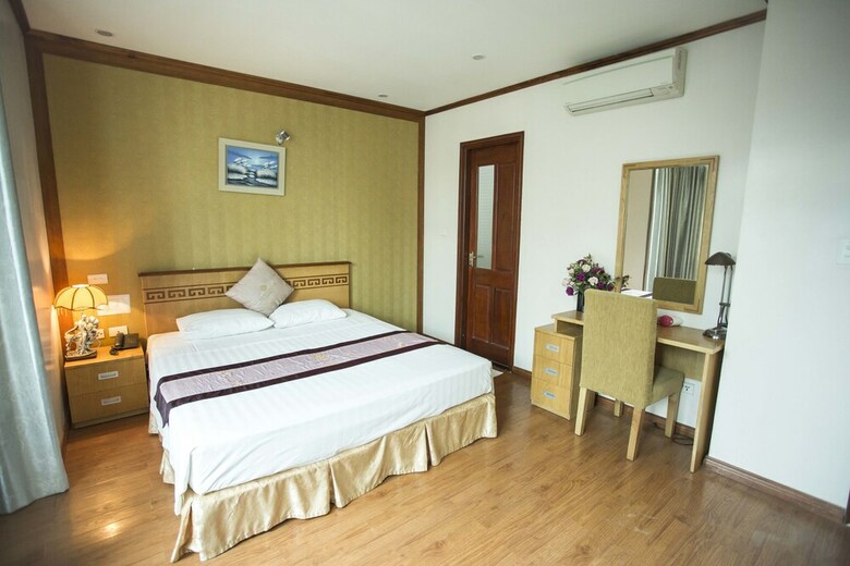 New Lotus Hotel