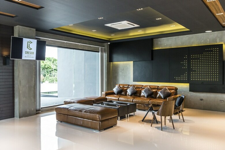 Cresco Hotel Buriram