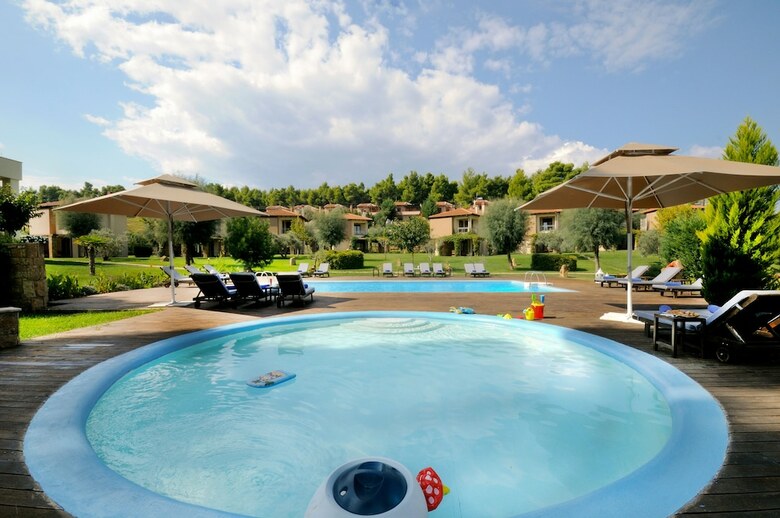 Aparthotel Polyastron Place Hotel & Spa
