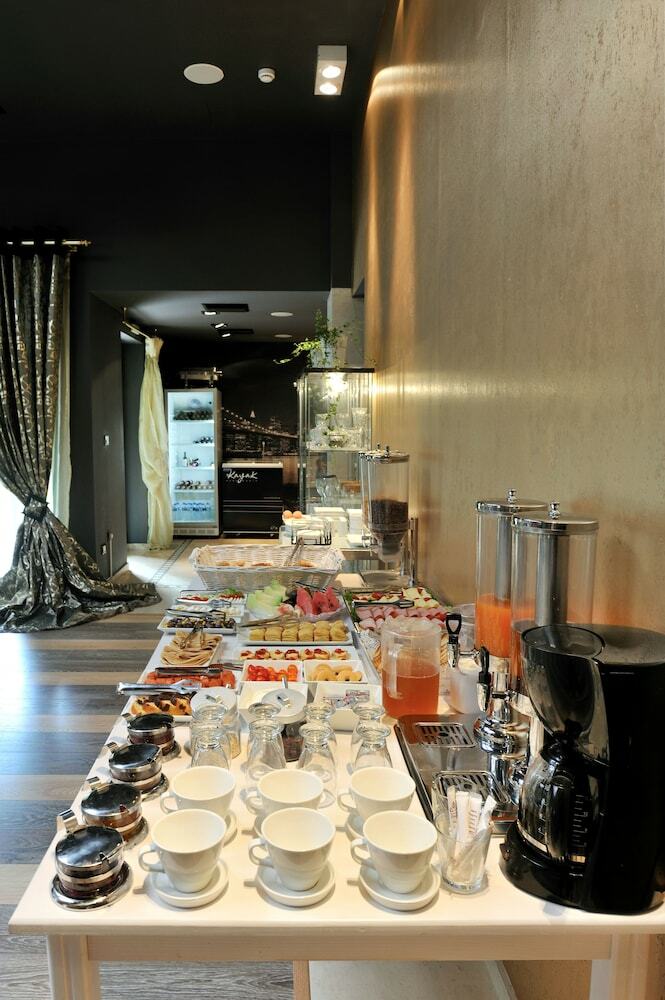 Aparthotel Polyastron Place Hotel & Spa