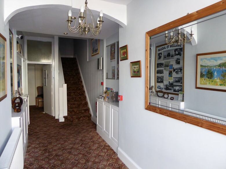 Hotel The Berwick - Over 40's Only