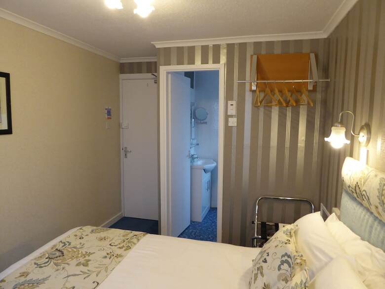 Hotel The Berwick - Over 40's Only