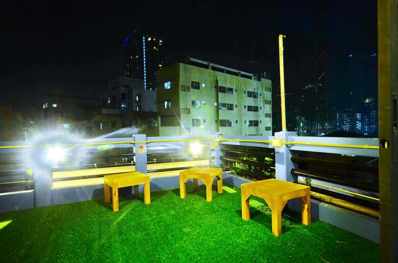 Hostal The Neighbor Hoot Hostel & Cafe