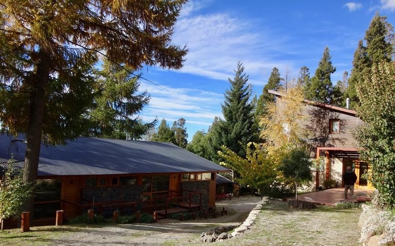 Lodge Maria Del Bosque Apart Hotel / Caba�as