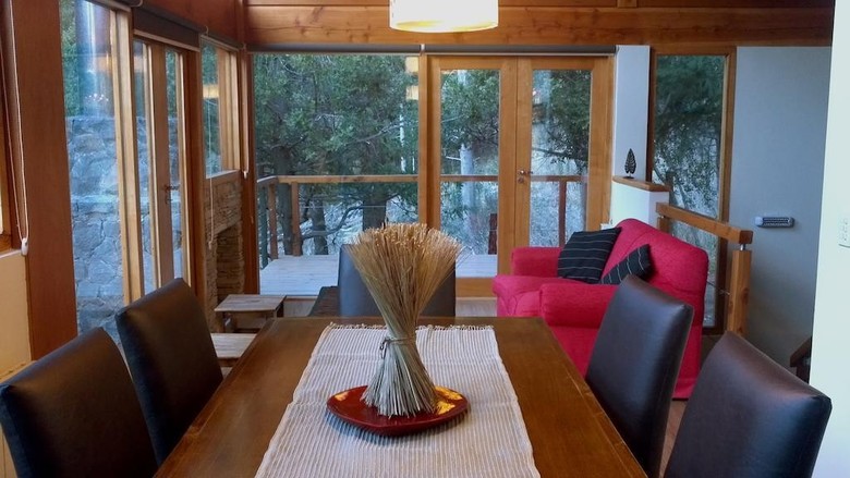 Lodge Maria Del Bosque Apart Hotel / Caba�as