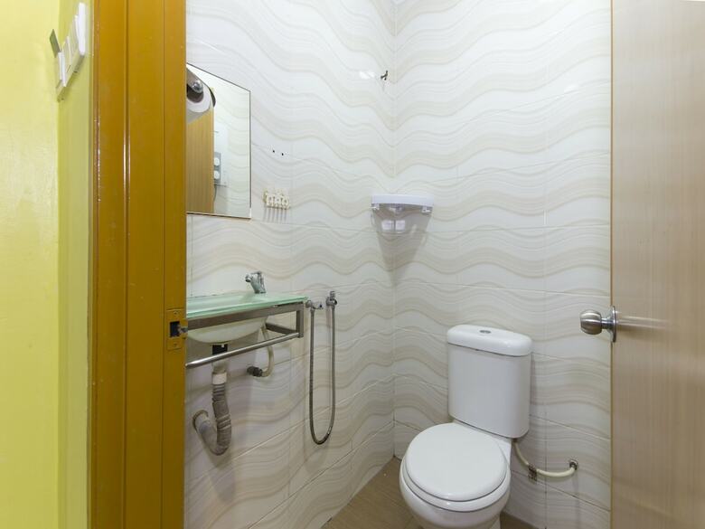 Oyes Saujana City Hotel
