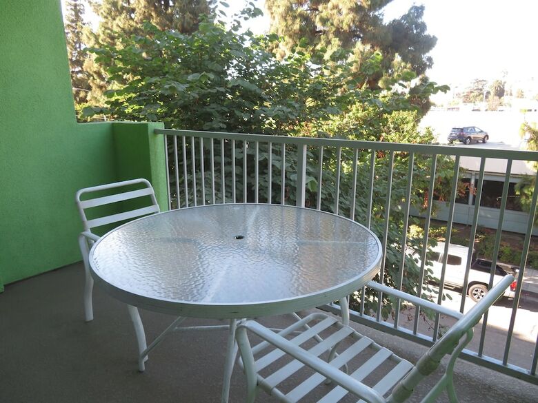 Apartamentos All In Stay Near Attractions